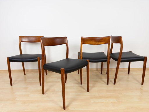 4X Niels Otto Møller vintage teakhouten eetkamerstoelen