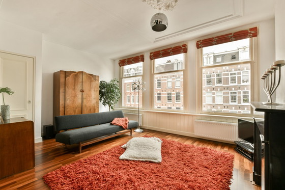 Image 1 of Vouwgordijnen in Mooie Oranje Vintage Sixties/Seventies Stof