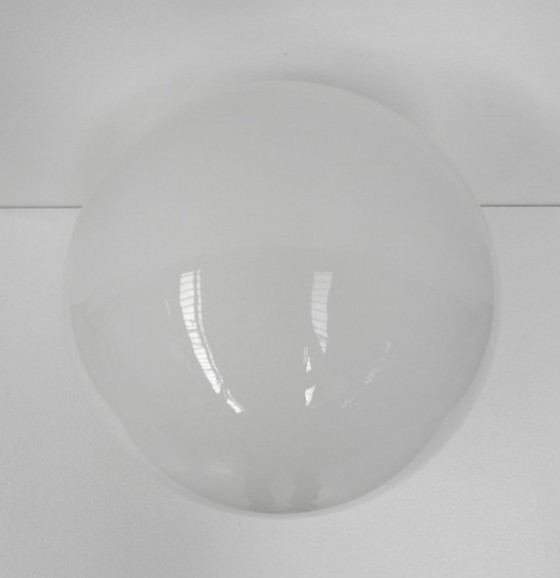 Image 1 of Art deco plafondlamp met grote witte glazen bol