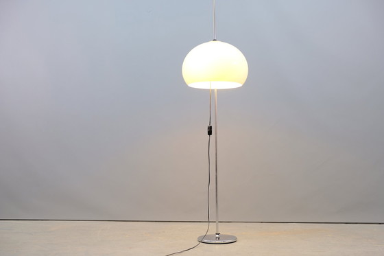 Image 1 of Vintage acrylglas vloerlamp van Staff, jaren 1960