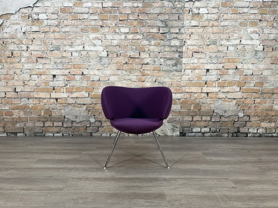 Image 1 of Artifort Pinq Lounge paars fauteuil