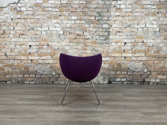 Image 1 of Artifort Pinq Lounge paars fauteuil