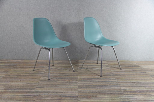 2X Dsx Charles Ray Eames Vitra Stoelen 