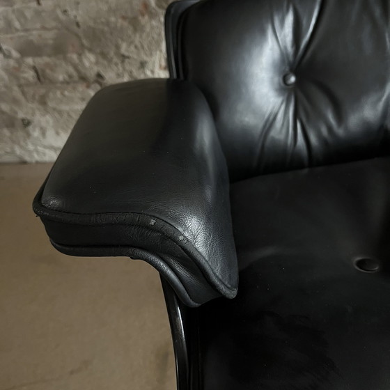 Image 1 of Eames Lounge Stoel