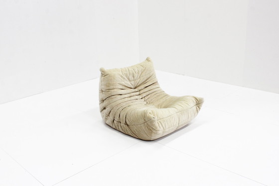 Image 1 of Originele Vintage Togo Ligne Roset fauteuil beige stof