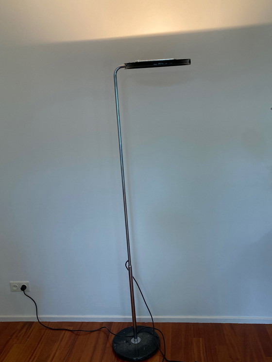 Image 1 of Vloerlamp Mezzaluna - Italiaans Design Bruno Gecchelin 1975