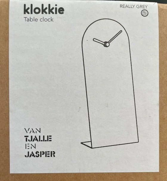 Image 1 of Klokkie Tafelklok: Minimalistisch Dutch Design Van Tjalle & Jasper