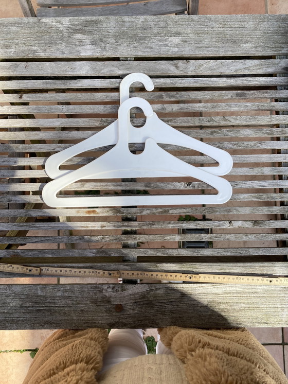 Image 1 of Space Age 60S/70S Klerenhangers 2 Stuks Wit 