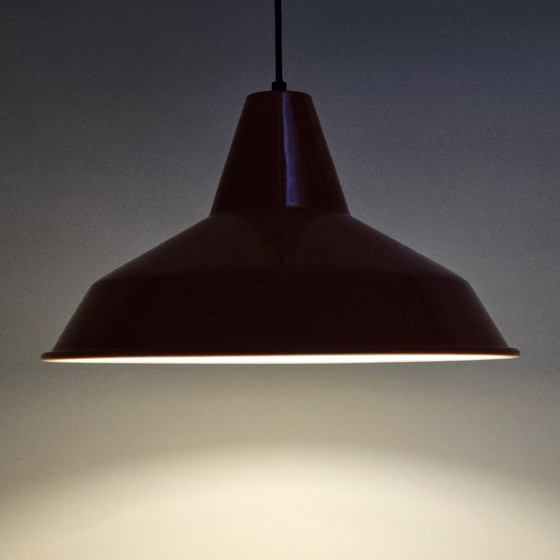 Image 1 of Vintage 1970S Industriële Oranje Metalen Werkplaats Hanglamp.