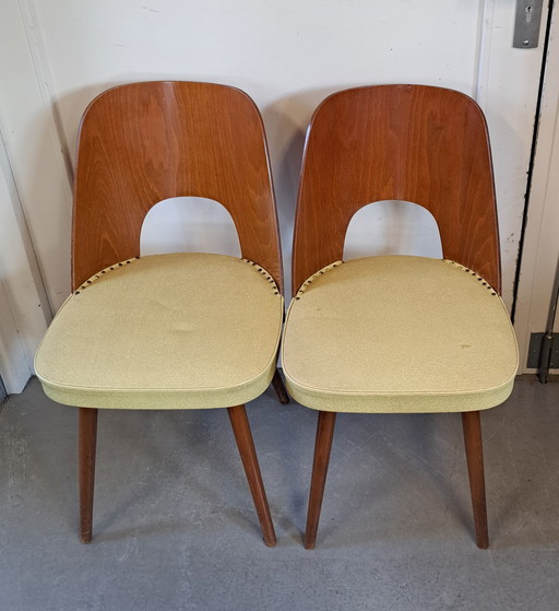 2x Thonet stoel