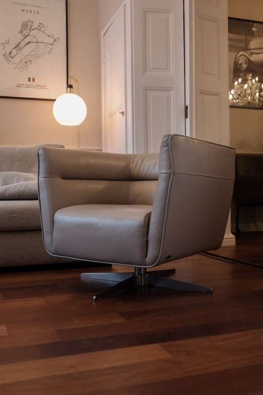 Natuzzi Draaistoel Beige