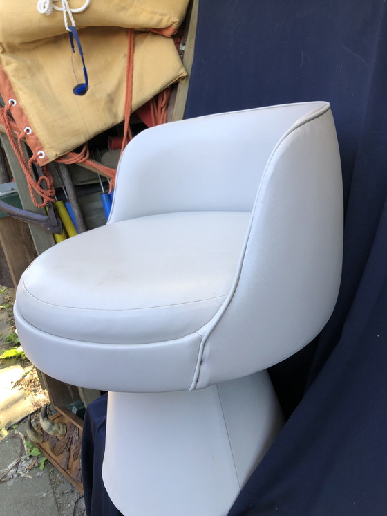 Image 1 of Vintage Fauteuil Voor Bij Kaptafel Wit