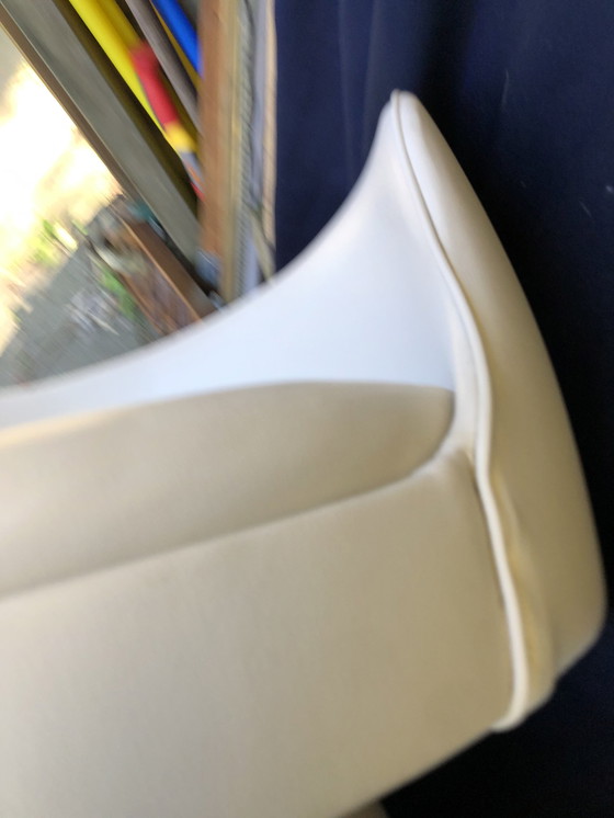 Image 1 of Vintage Fauteuil Voor Bij Kaptafel Wit