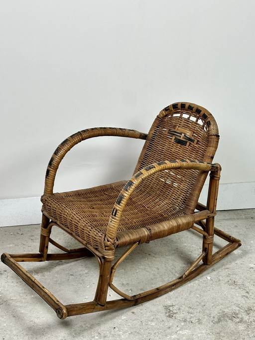 Vintage rotan kinderschommelstoel uit 1950