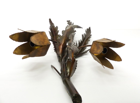 Image 1 of Brutalistische wandlamp met bloemen, toegeschreven aan het huis van Jansen 1970