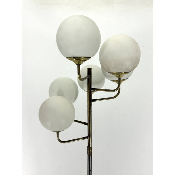 Image 1 of Vintage messing en opaline glazen 6-armige vloerlamp voor Stilnovo, Italië 1950