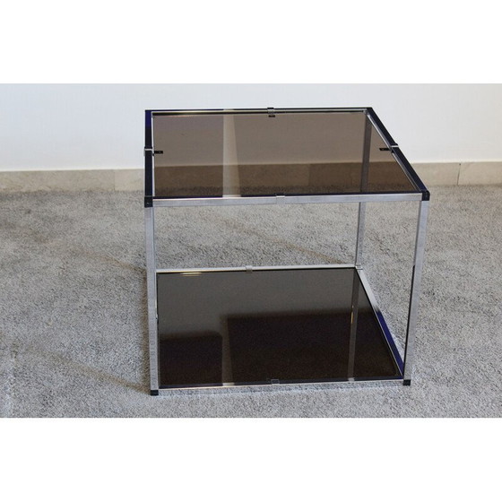 Image 1 of Vintage bijzettafel van verchroomd metaal en rookglas, Italië 1970