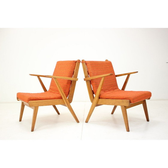Image 1 of Paar vintage fauteuils van stof en hout, Tsjechië 1960