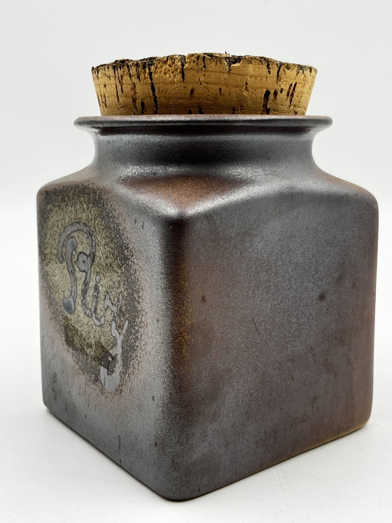 Image 1 of Arnon Aardewerk Pot