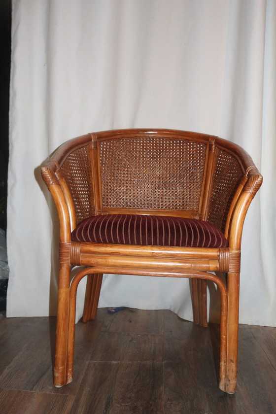 Image 1 of Vintage rotan stoel met fluwelen zitting