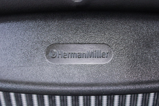 Image 1 of Herman Miller Aeron bureaustoel