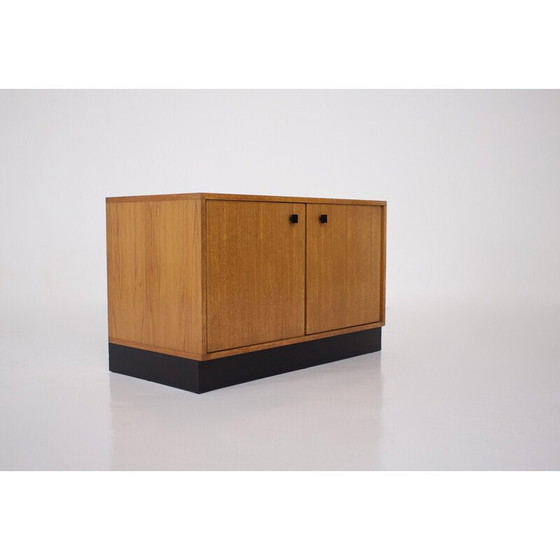 Image 1 of Vintage laag dressoir in teakfineer, 1960