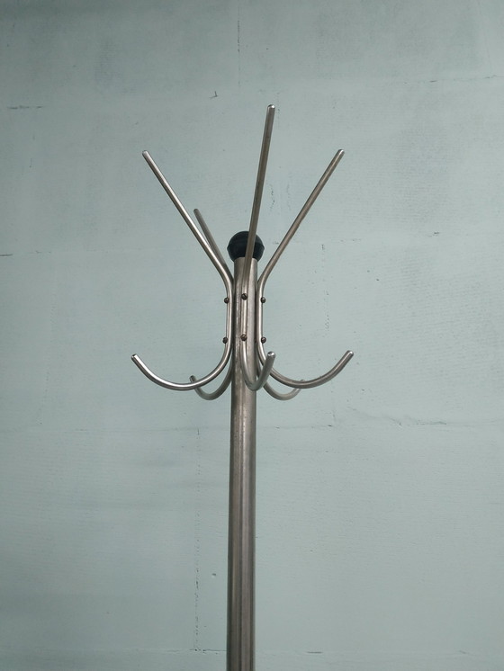Image 1 of Vintage Industriële Metalen Chromen Kapstok (2 Stuks/Kleuren Aanwezig)
