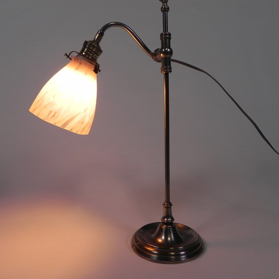 Image 1 of Franse Bureaulamp Met Glazen Kap, Verstelbaar, Jaren 30