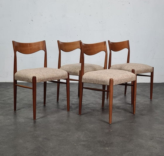 Image 1 of Niels o møller stoelen, set 4 stuks