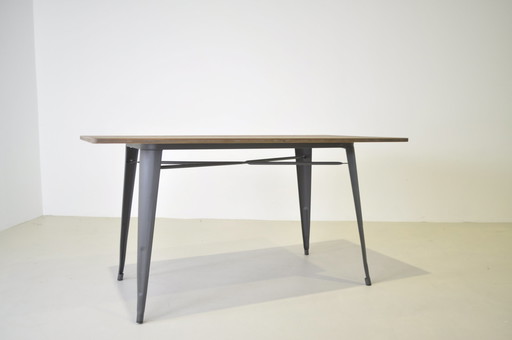 Lumz Almira eettafel