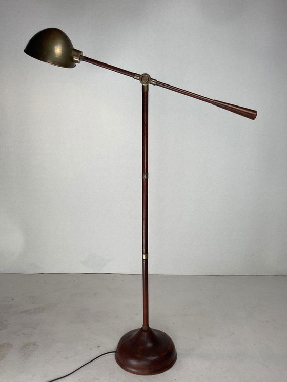 Image 1 of Met leer omwikkelde en gestikte vloerlamp van Jacques Adnet, 1970S