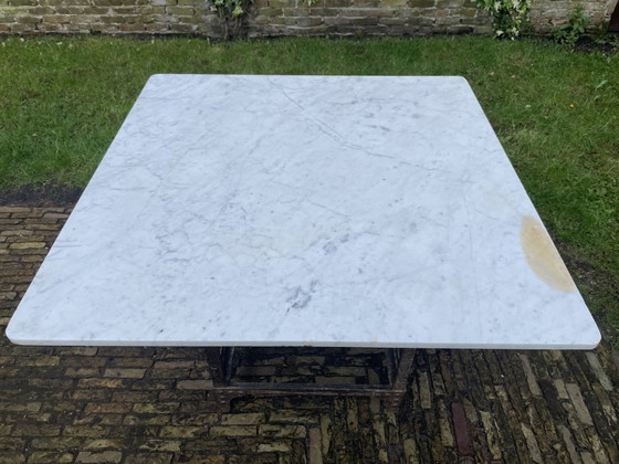 Image 1 of Tafel Tuintafel Met Marmer En Ijzeren Onderstel Industrieel Stoer Frans