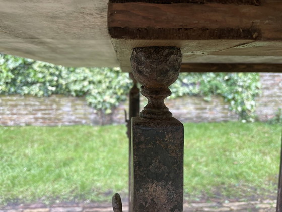 Image 1 of Tafel Tuintafel Met Marmer En Ijzeren Onderstel Industrieel Stoer Frans