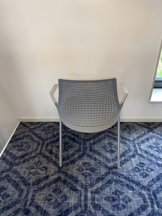 Image 1 of Herman Miller Sayl design stoel showroom model