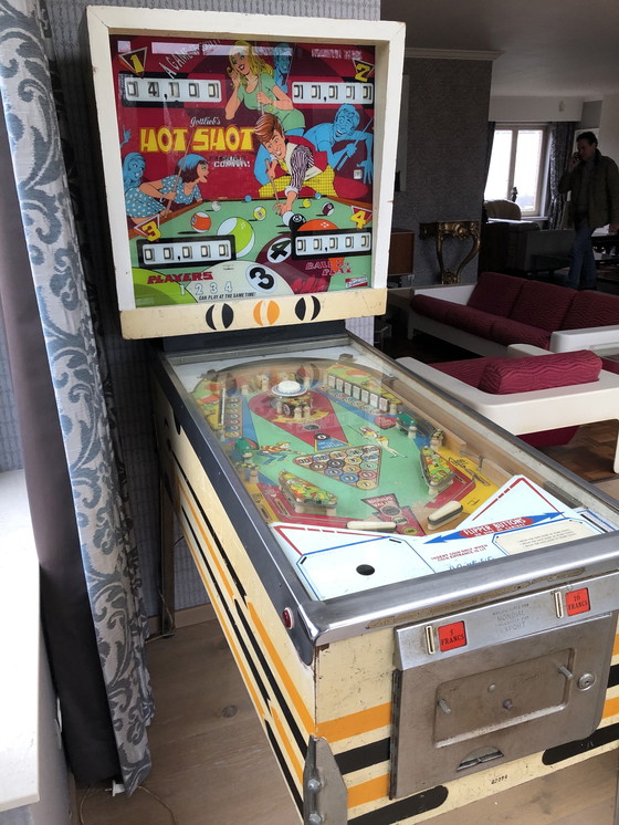 Image 1 of Pinball machine Hot Shot 1973 Gottlieb