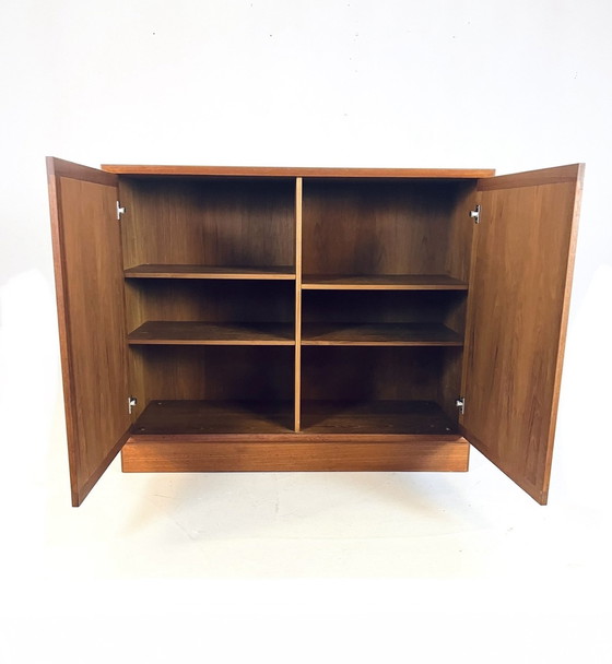 Image 1 of Sideboard H.W. Klein Voor Bramin ‘70