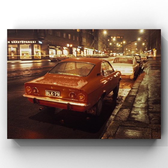 Image 1 of 1X Mid Century Foto | Manta In The Night, 1971