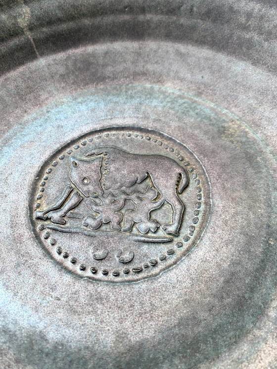 Image 1 of Grote Groene Majolica Schaal | Reliëf Romulus En Remus