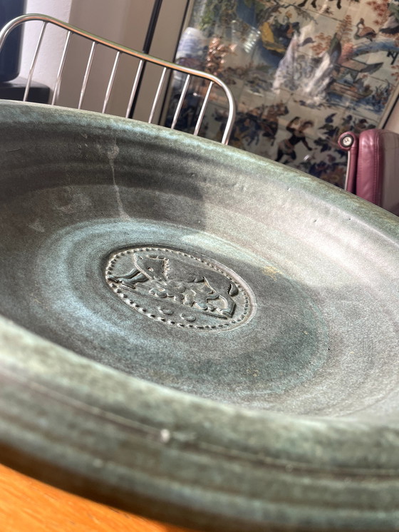 Image 1 of Grote Groene Majolica Schaal | Reliëf Romulus En Remus