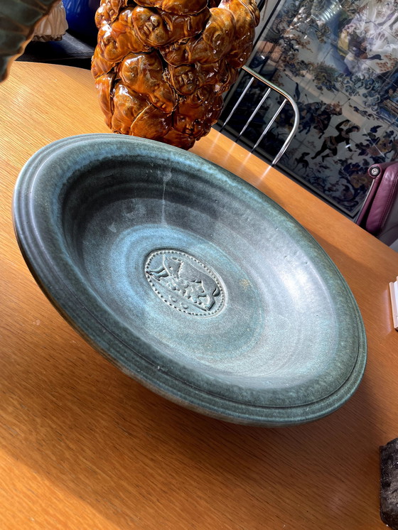 Image 1 of Grote Groene Majolica Schaal | Reliëf Romulus En Remus