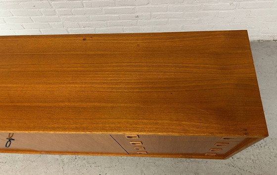 Image 1 of Scandinavisch Vintage Dressoir In Teak