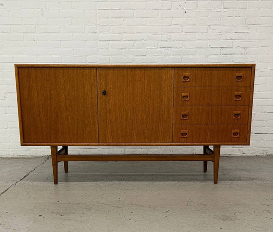 Image 1 of Scandinavisch Vintage Dressoir In Teak