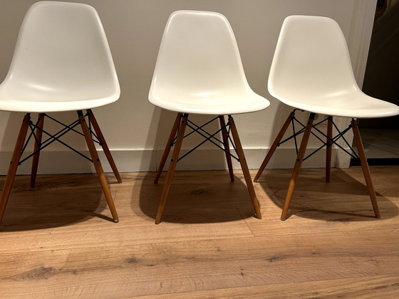 Image 1 of 6x Vitra Eames Stoelen - Eames Plastic