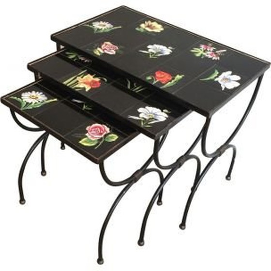 Image 1 of Vintage keramiek en metalen nesttafels, 1950
