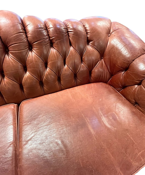 Image 1 of Chesterfield sofa op wielen