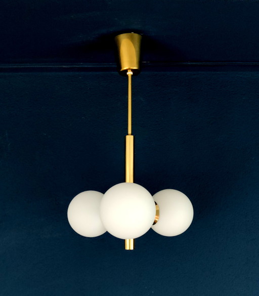 Sputnik Kaiser Idell Globe pendant lamp