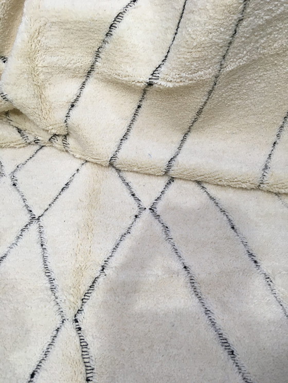 Image 1 of Beni Ouarain Marokkaans Berber Vloerkleed 3m02 x 2m11