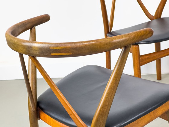 Image 1 of Mod. 255 Eetkamerstoelen Door Henning Kjaernulf Voor Bruno Hansen, 1960S, Set Van 4