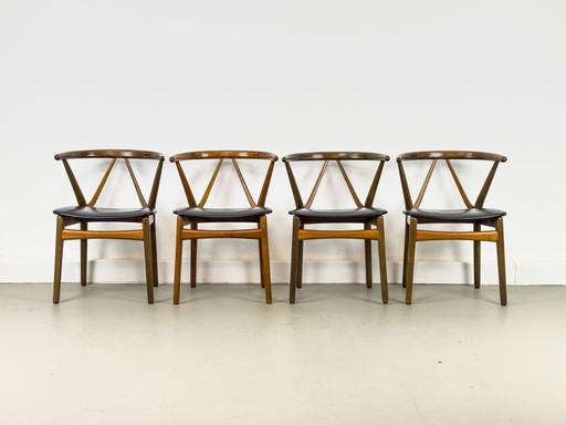 Mod. 255 Eetkamerstoelen Door Henning Kjaernulf Voor Bruno Hansen, 1960S, Set Van 4