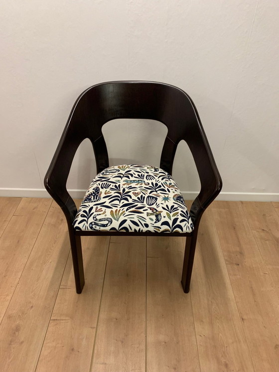 Image 1 of Set van 4 vintage stoelen met jacquard stof , 1970